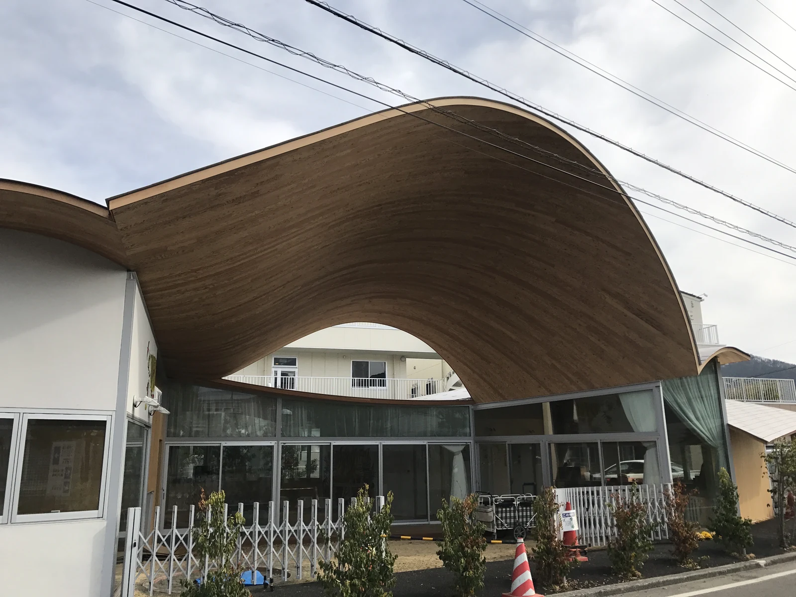 河口湖とらのこ保育園の外観（富士建設様提供）